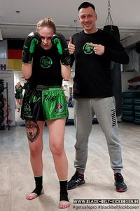 getsafepro erduan dzafovic frauen fitness kickboxen kampfsport selbstverteidigung krav maga mainz personaltraining laura